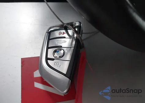 2019 BMW 540 из США, поврежденный, VIN WBAJE5C59KWW06369